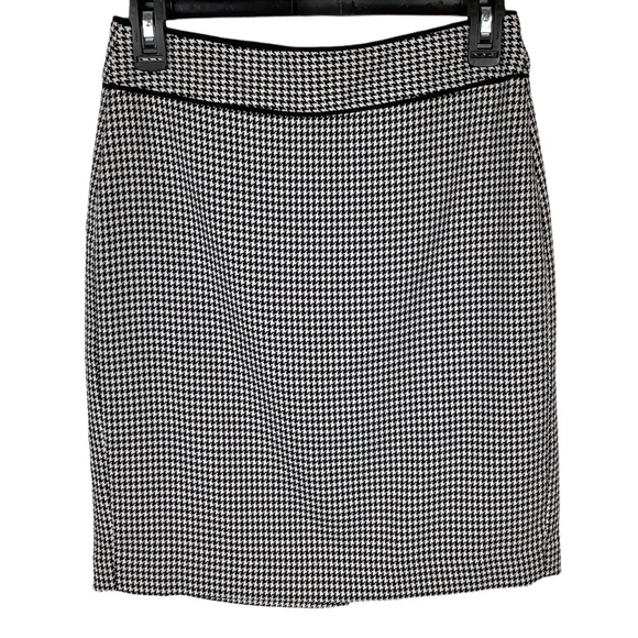 BANANA REPUBLIC Women Casual Skirts Regular fit in Black - S main image 1